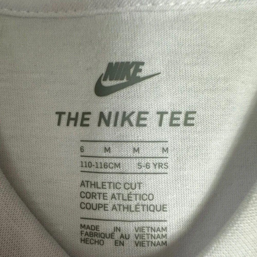 Nike 2PC Set T-Shirt & Shorts Outfit Matching Set Activewear Size 6 NWT - Picture 9 of 9